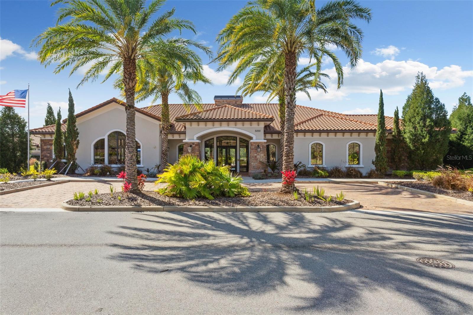 8530 GRAND ALBERATO RD, TAMPA, FL, 33647