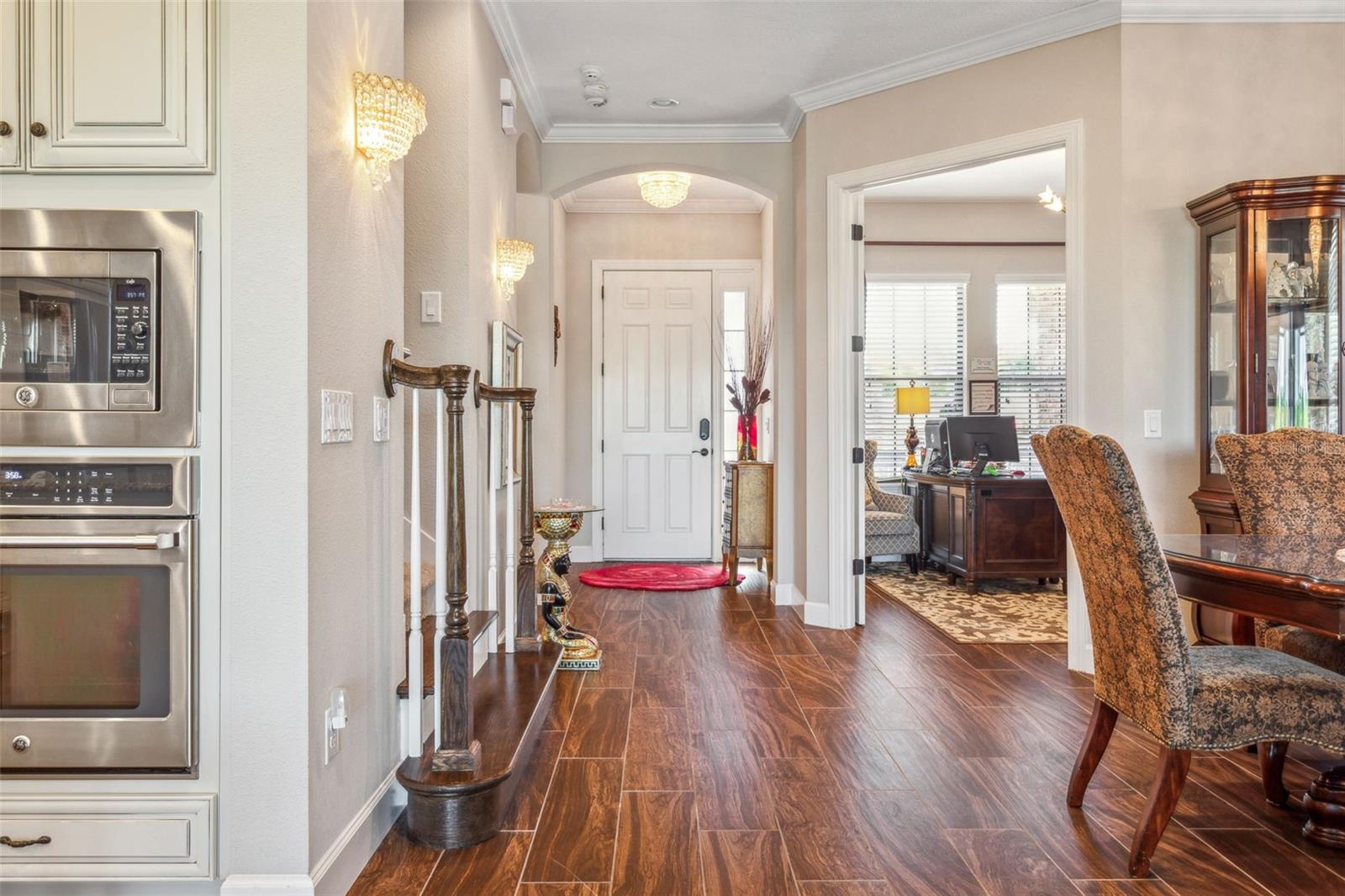 8530 GRAND ALBERATO RD, TAMPA, FL, 33647