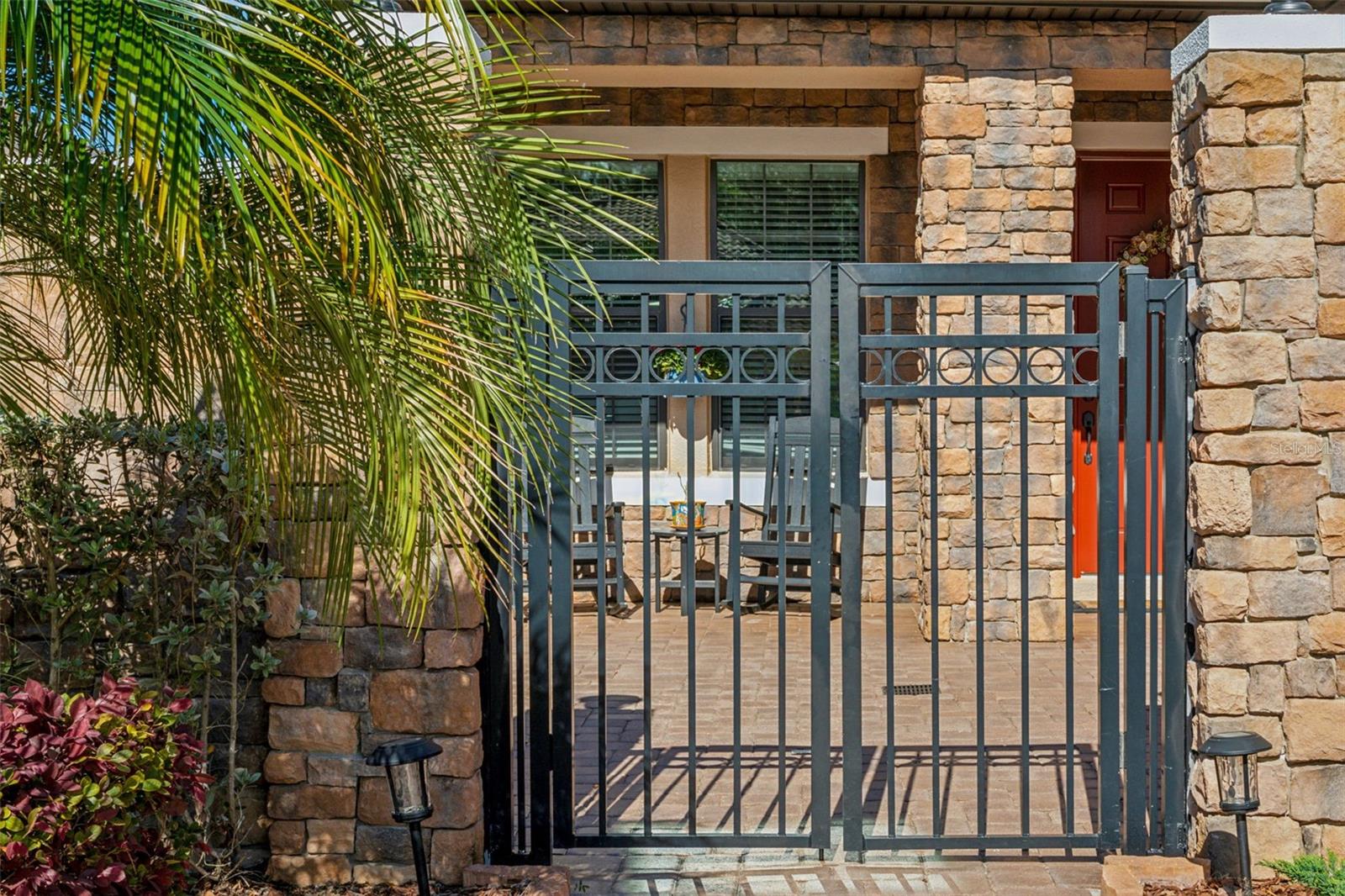 8530 GRAND ALBERATO RD, TAMPA, FL, 33647