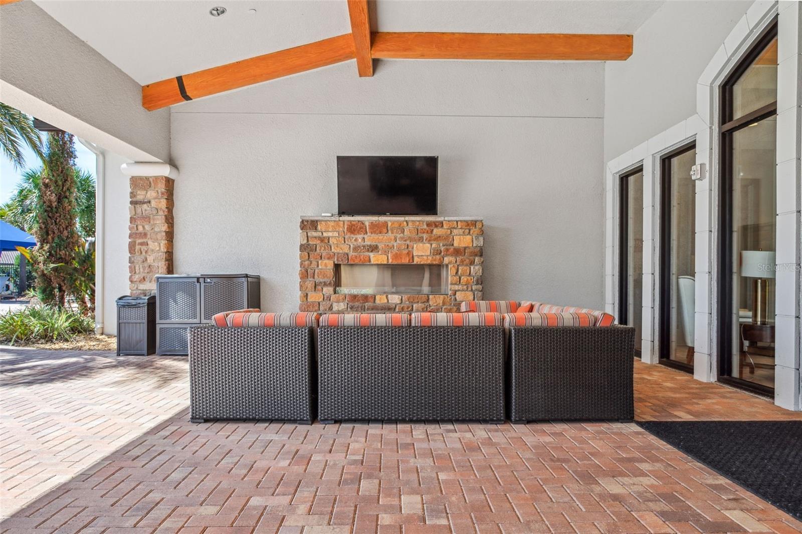 8530 GRAND ALBERATO RD, TAMPA, FL, 33647