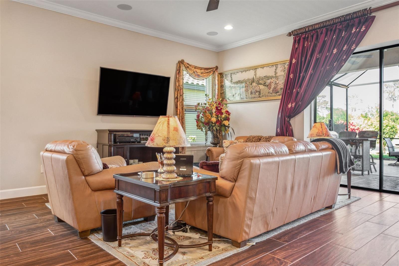 8530 GRAND ALBERATO RD, TAMPA, FL, 33647