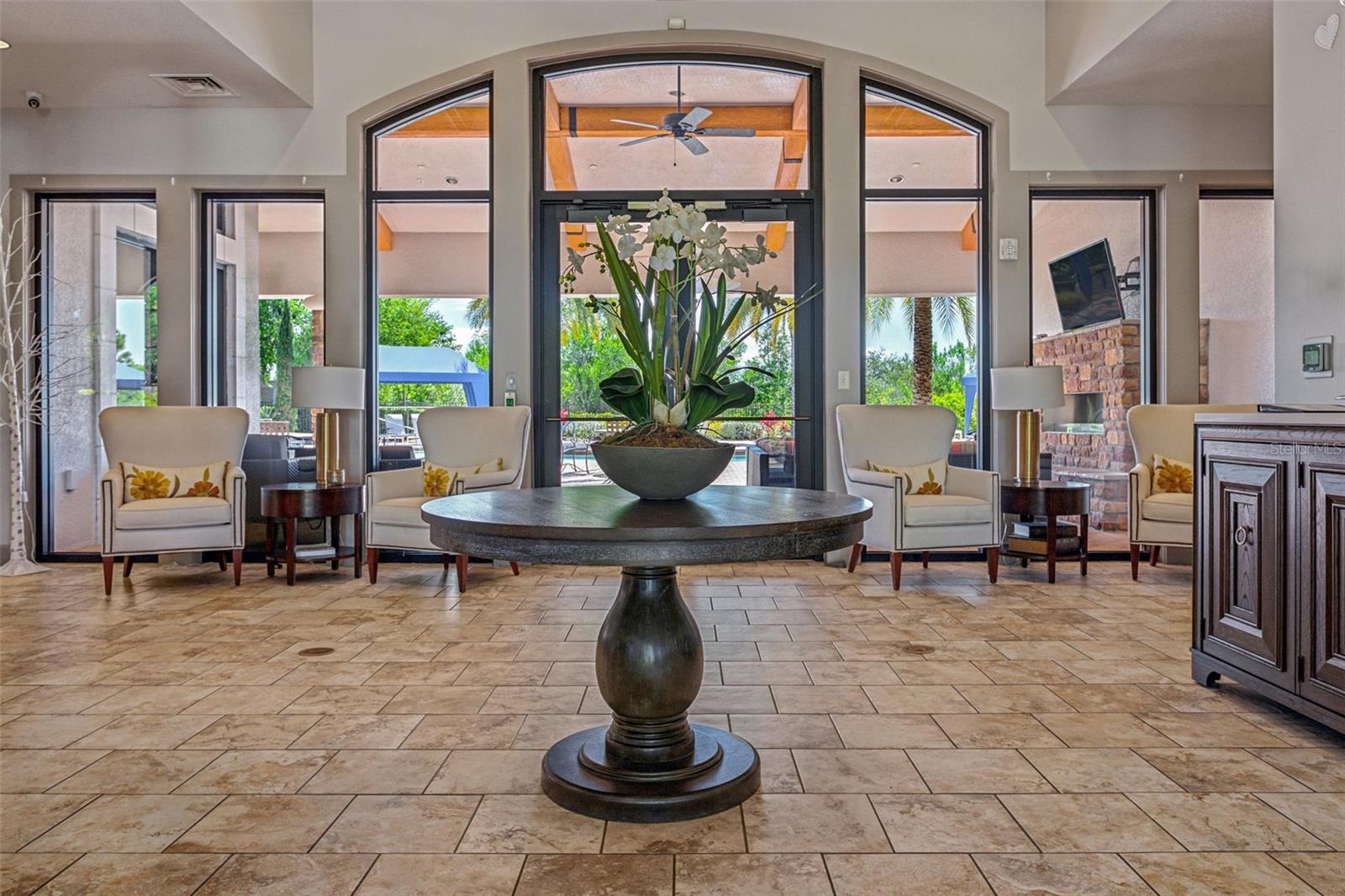 8530 GRAND ALBERATO RD, TAMPA, FL, 33647