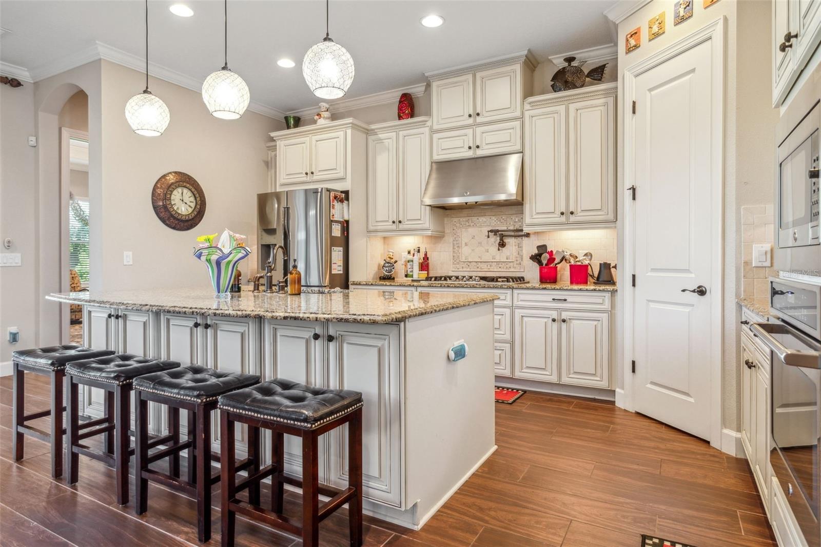 8530 GRAND ALBERATO RD, TAMPA, FL, 33647