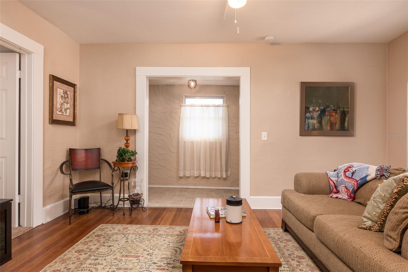 3655 N 1ST (UPPER UNIT) AVE, ST PETERSBURG, FL, 33713