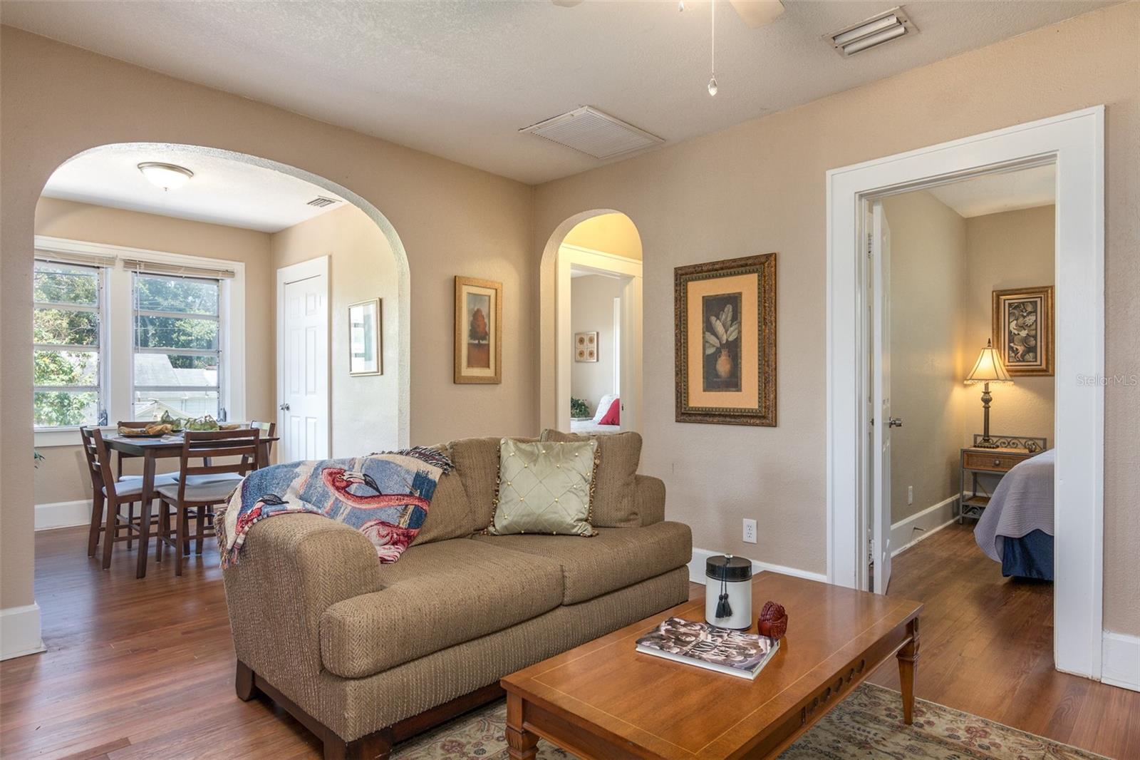3655 N 1ST (UPPER UNIT) AVE, ST PETERSBURG, FL, 33713