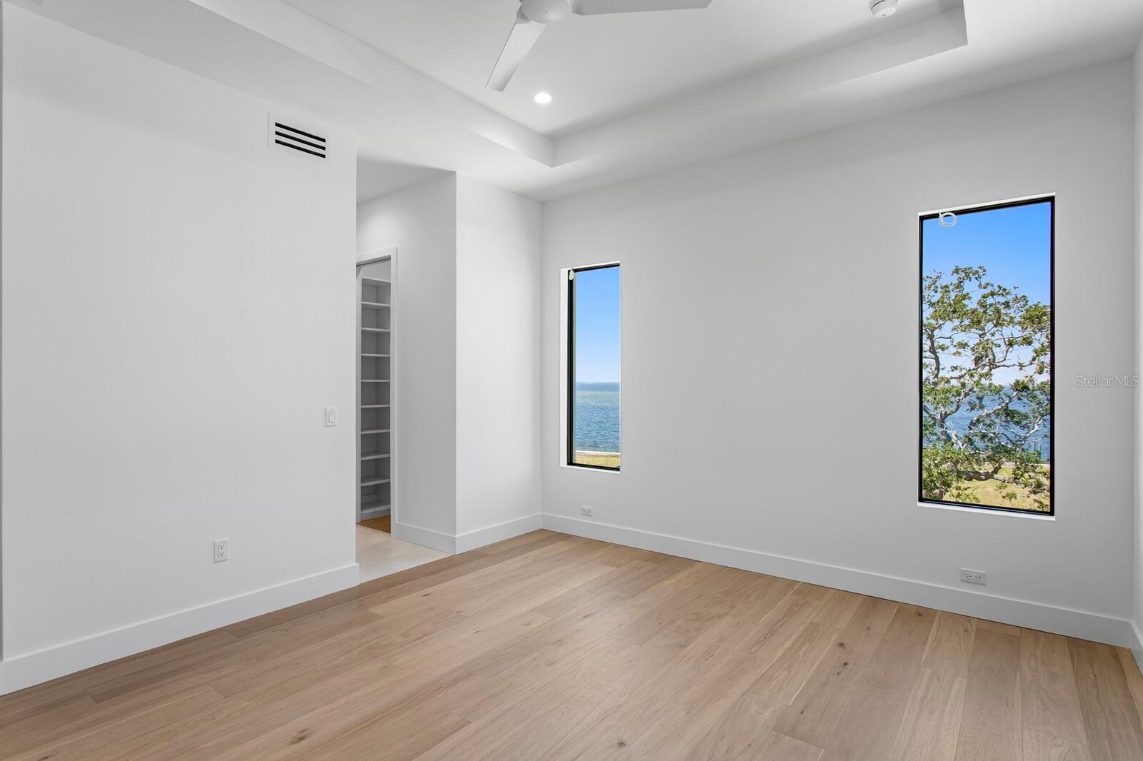 5023 W LEONA ST, TAMPA, FL, 33629