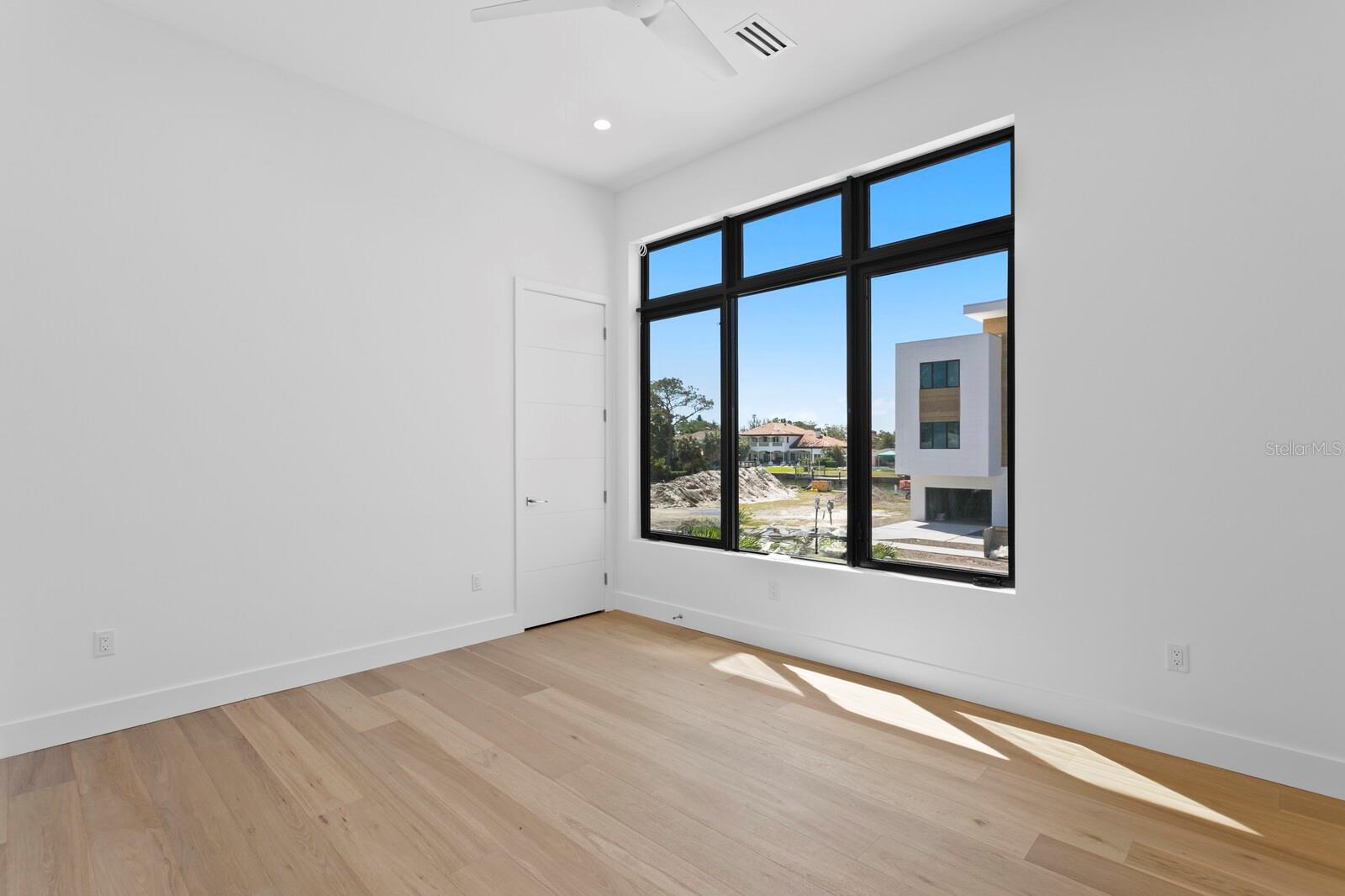 5023 W LEONA ST, TAMPA, FL, 33629