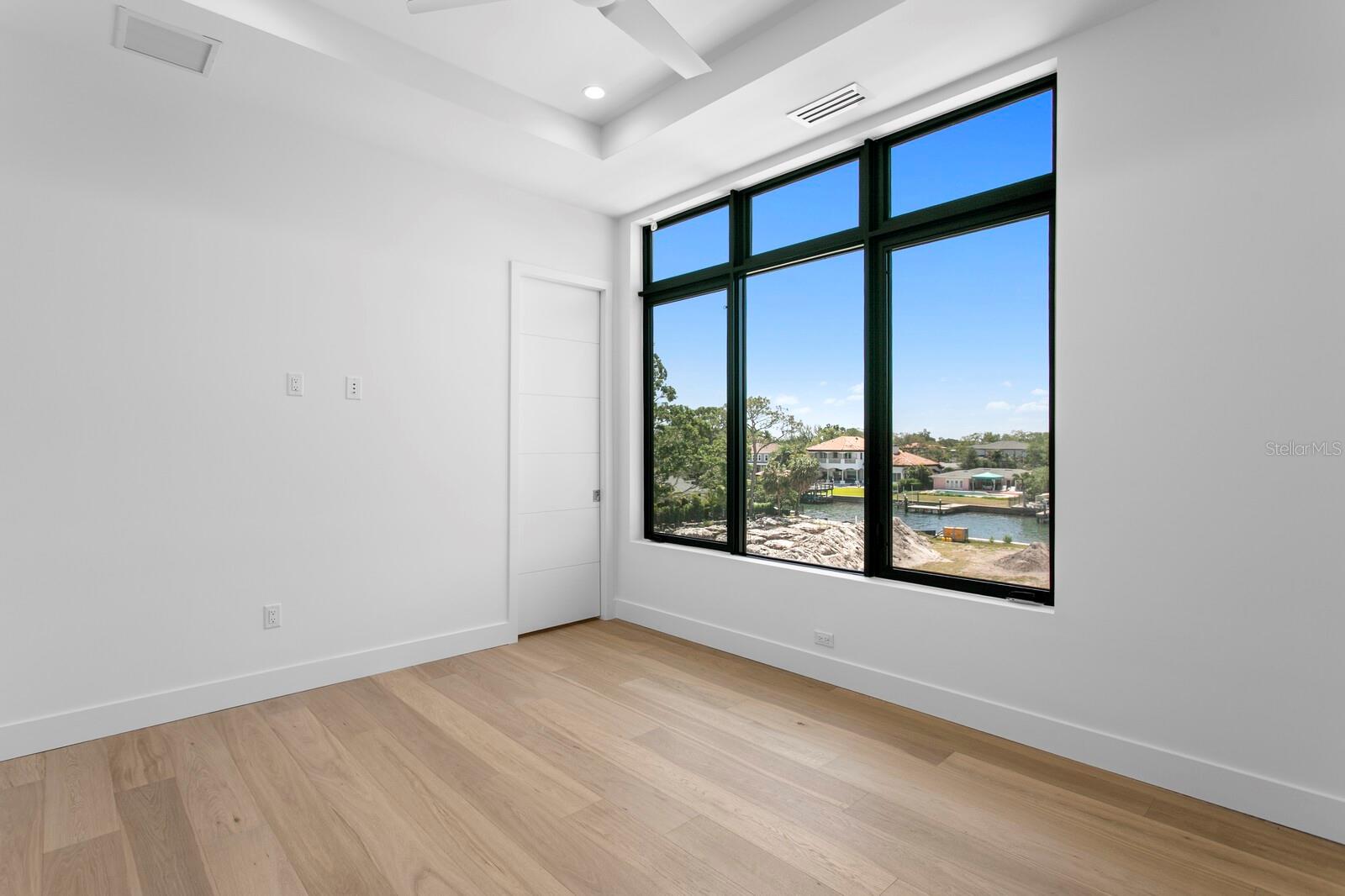 5023 W LEONA ST, TAMPA, FL, 33629