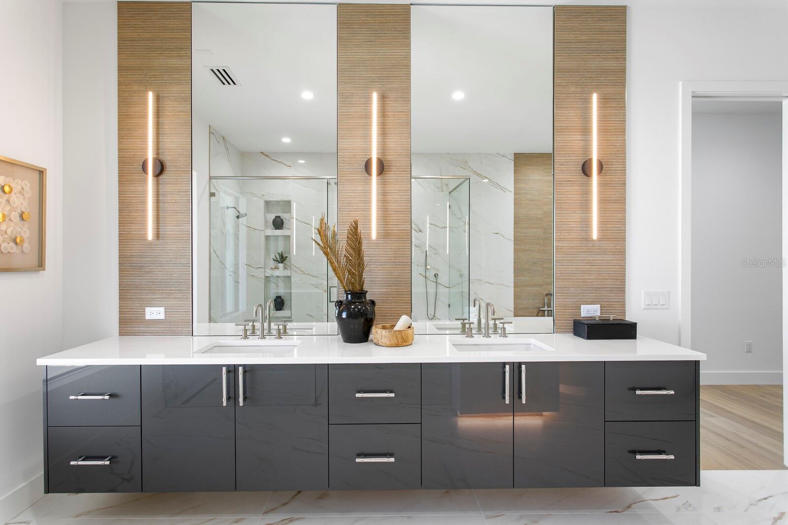 5023 W LEONA ST, TAMPA, FL, 33629