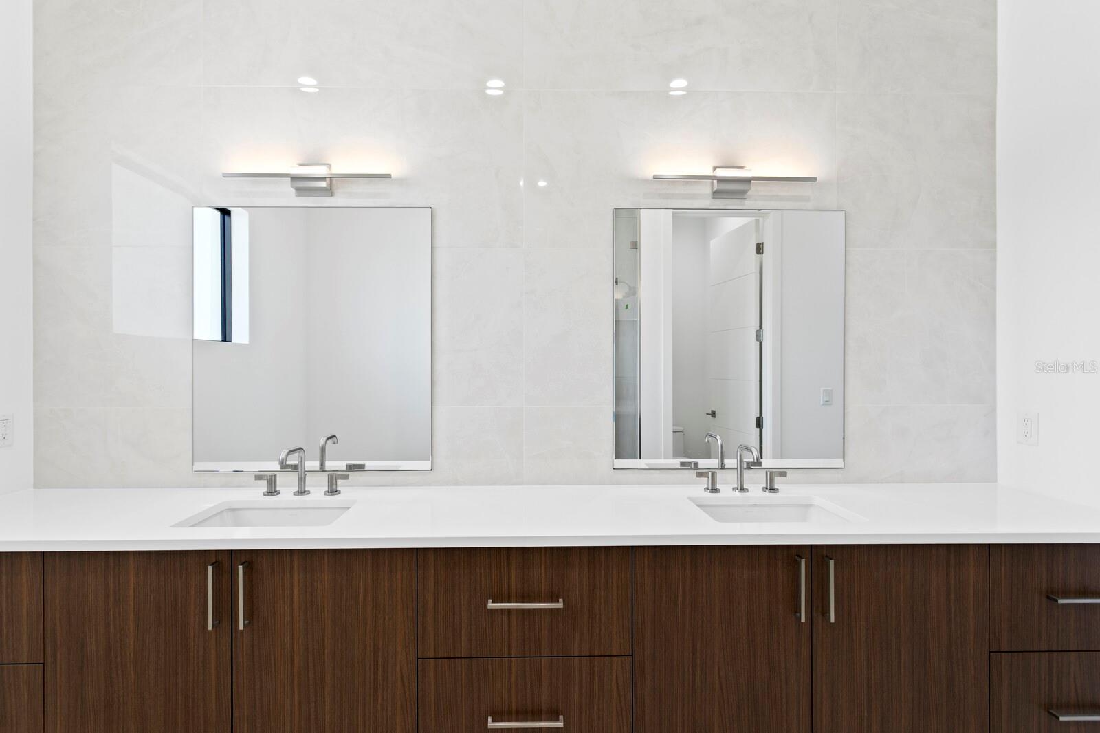 5023 W LEONA ST, TAMPA, FL, 33629