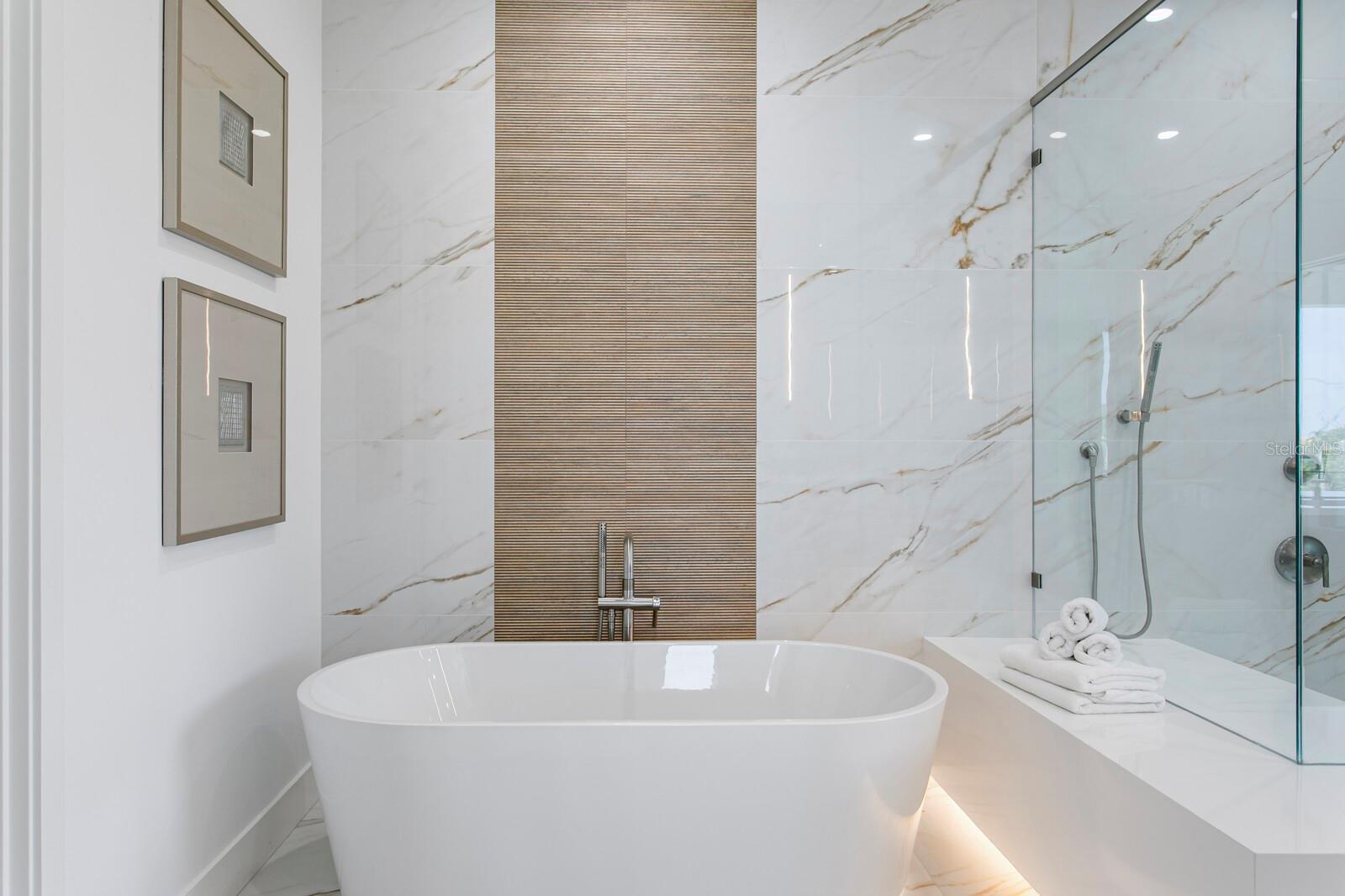 5023 W LEONA ST, TAMPA, FL, 33629