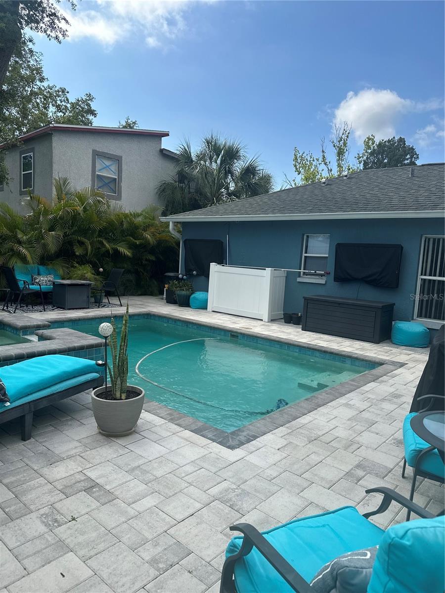 PRATHERS FOURTH ROYAL, ST PETERSBURG, FL, 33712