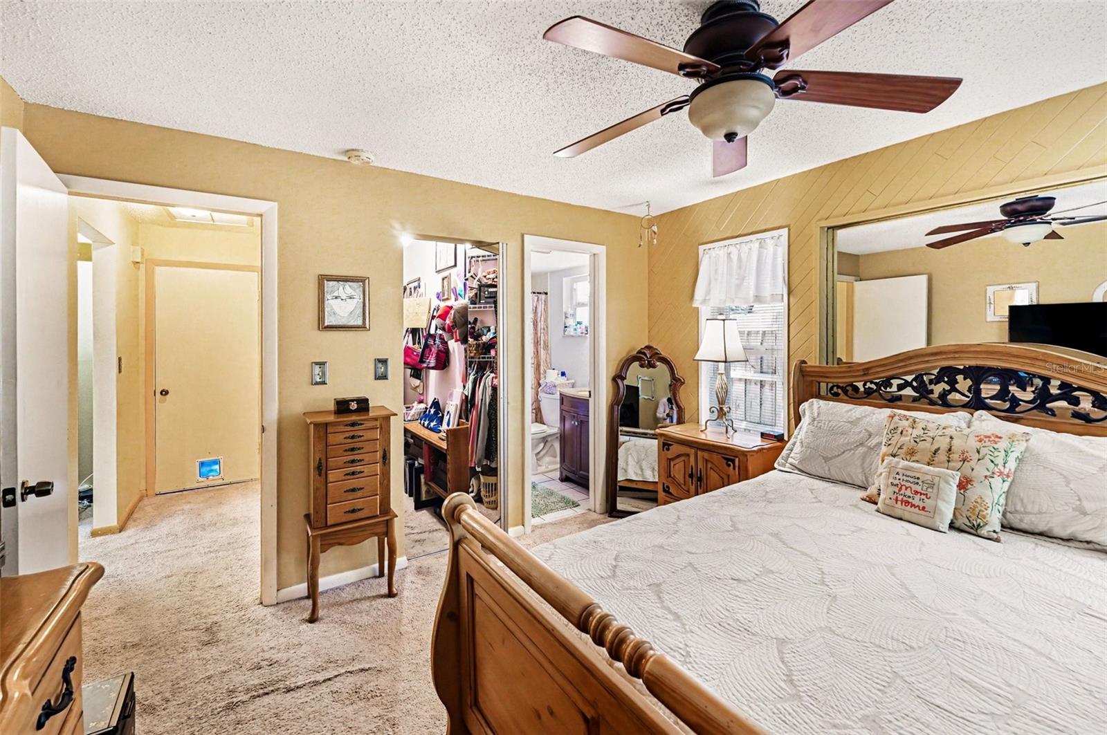 5923 DUNFRIES ST N, ST PETERSBURG, FL, 33709
