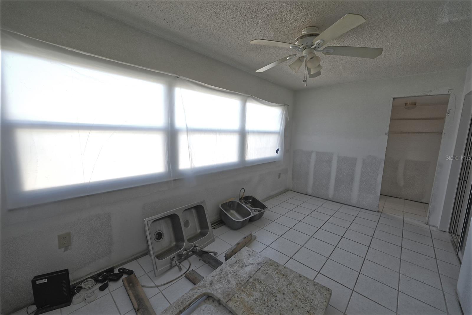 4600 MARINE PKWY #105, NEW PORT RICHEY, FL, 34652