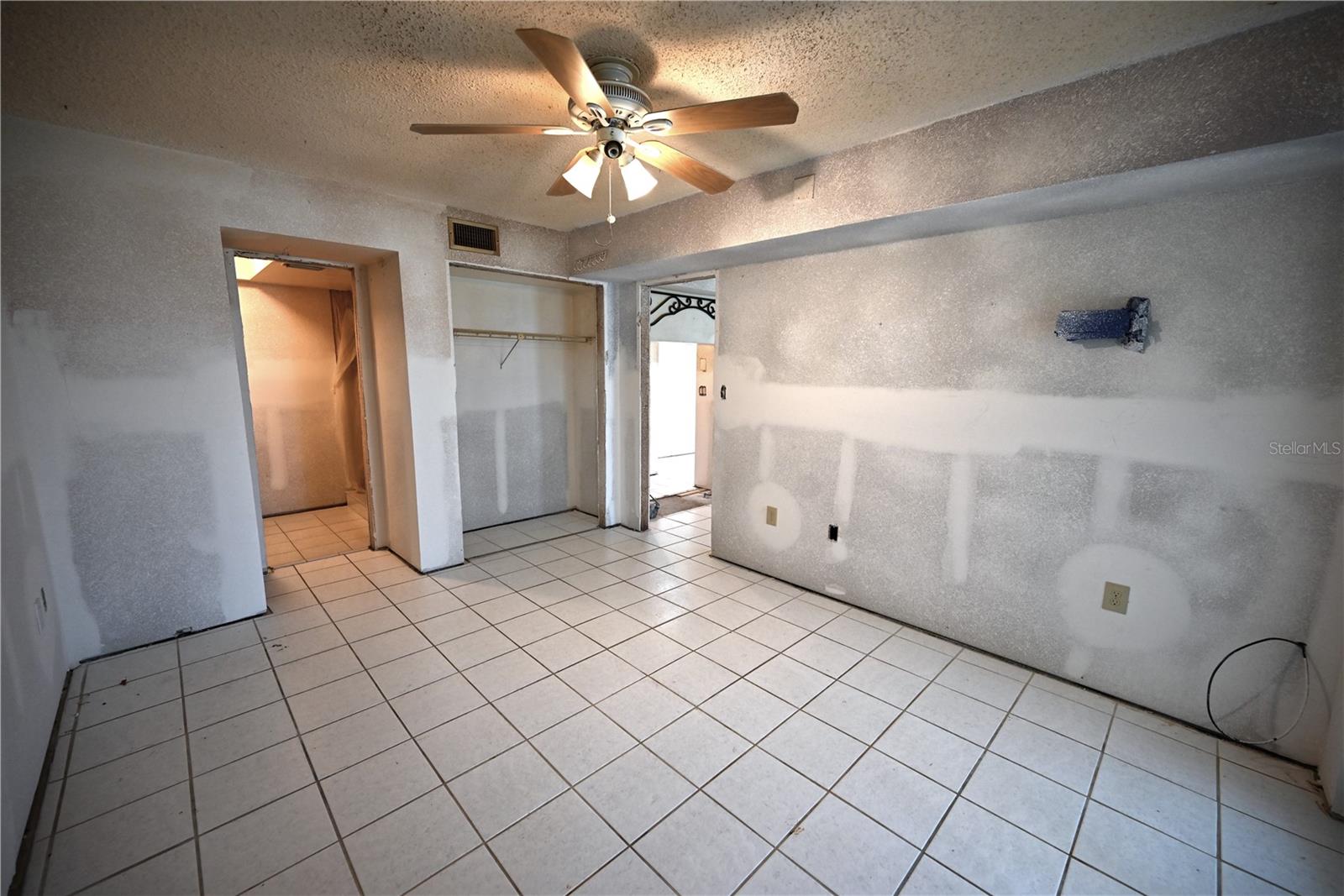 4600 MARINE PKWY #105, NEW PORT RICHEY, FL, 34652