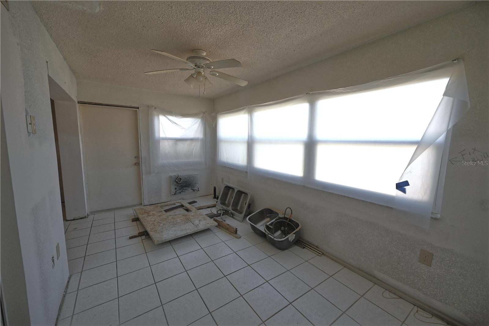 4600 MARINE PKWY #105, NEW PORT RICHEY, FL, 34652