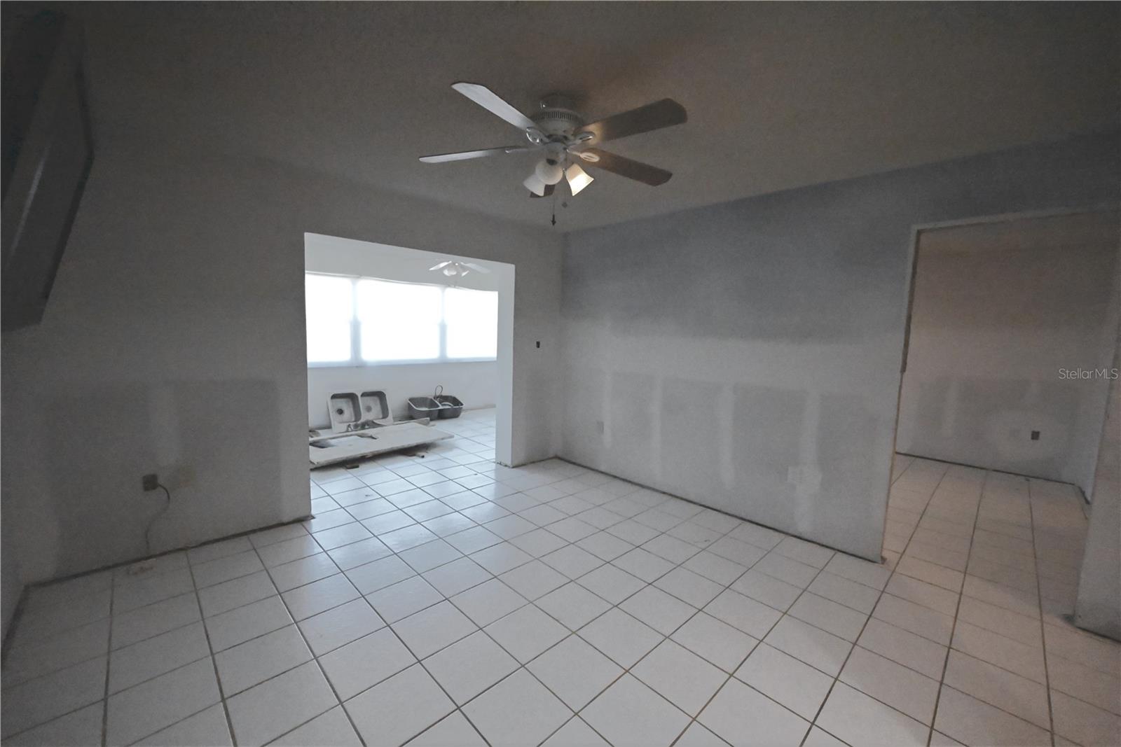 4600 MARINE PKWY #105, NEW PORT RICHEY, FL, 34652