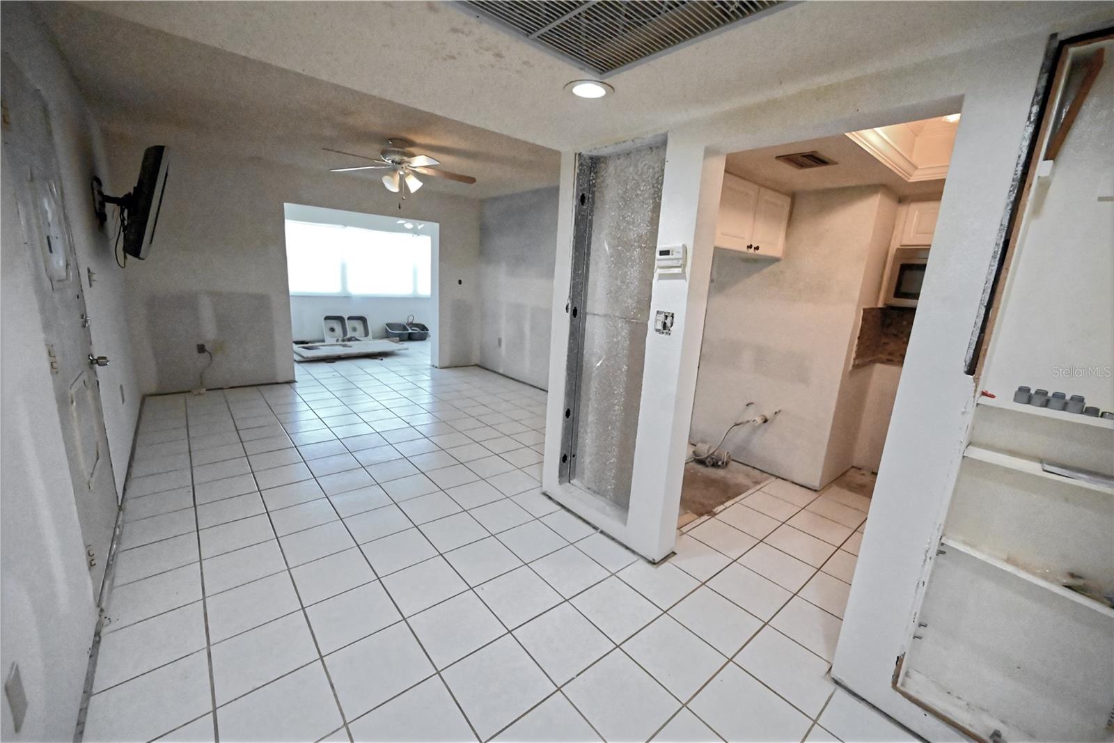 4600 MARINE PKWY #105, NEW PORT RICHEY, FL, 34652