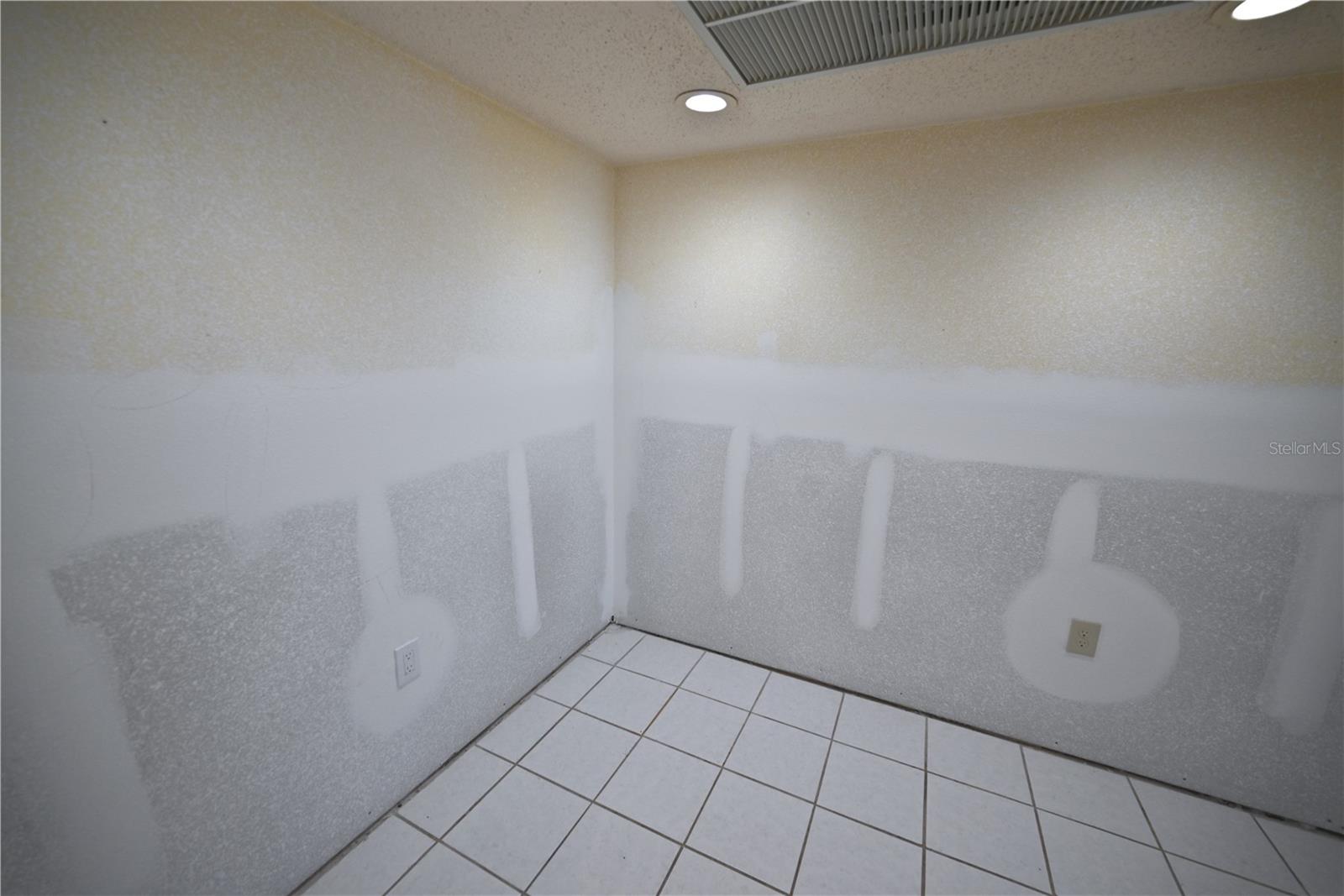 4600 MARINE PKWY #105, NEW PORT RICHEY, FL, 34652