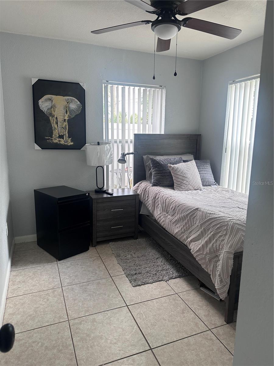 PRATHERS FOURTH ROYAL, ST PETERSBURG, FL, 33712