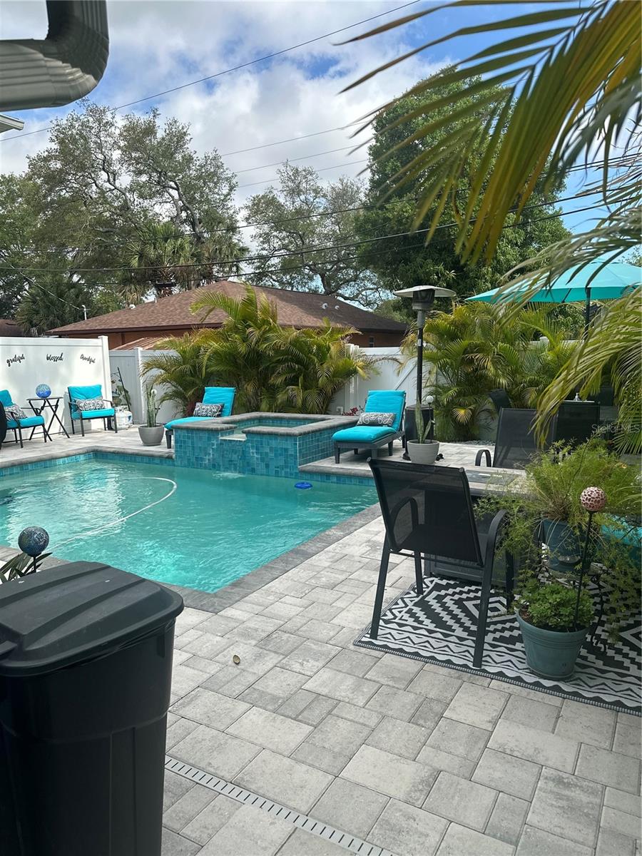 PRATHERS FOURTH ROYAL, ST PETERSBURG, FL, 33712