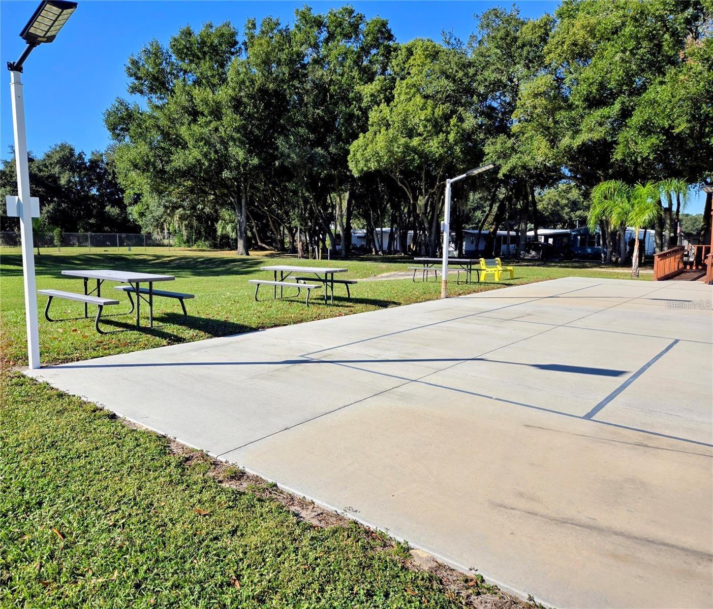 6326 FRIENDSHIP LN, ZEPHYRHILLS, FL, 33542