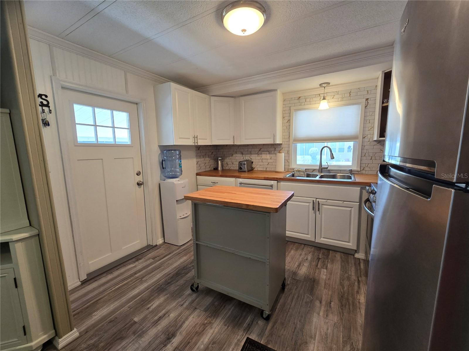 6326 FRIENDSHIP LN, ZEPHYRHILLS, FL, 33542