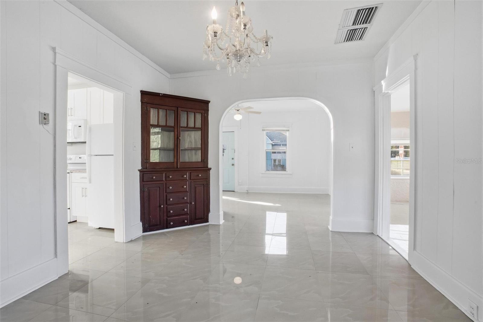 216 EARL ST, DAYTONA BEACH, FL, 32118