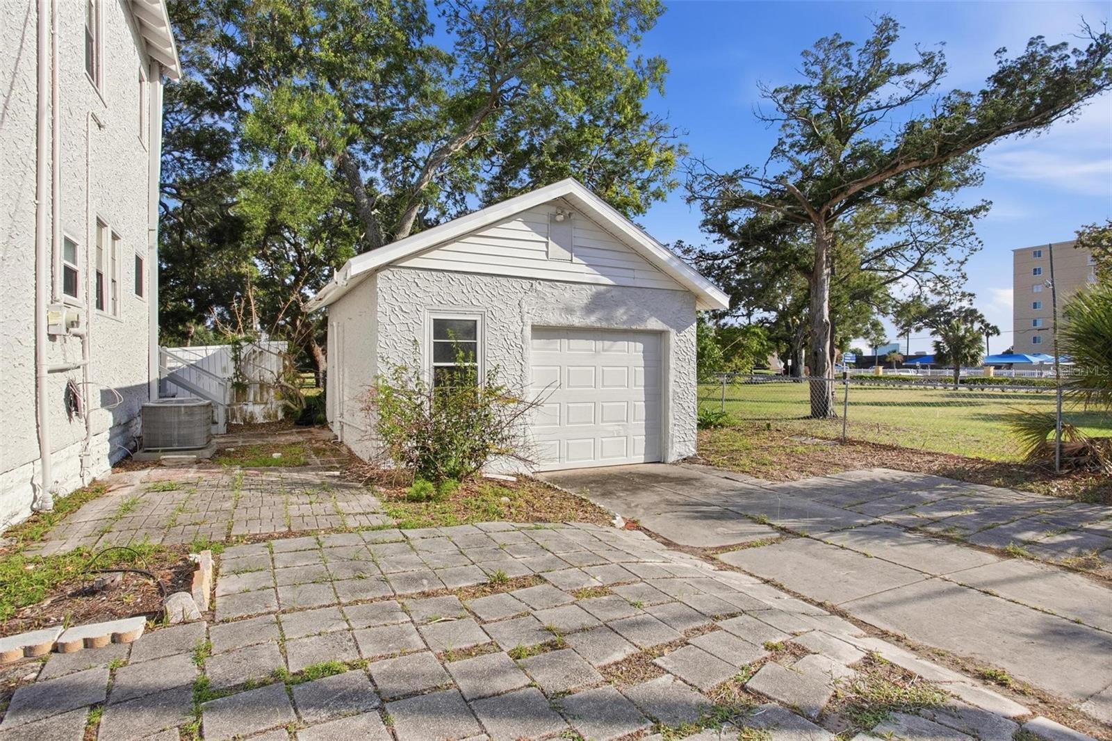 216 EARL ST, DAYTONA BEACH, FL, 32118