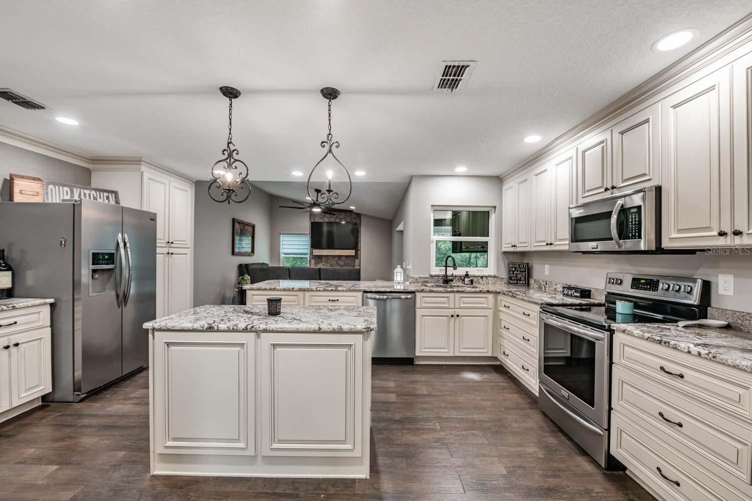 4218 SUMMERDALE DR, TAMPA, FL, 33624