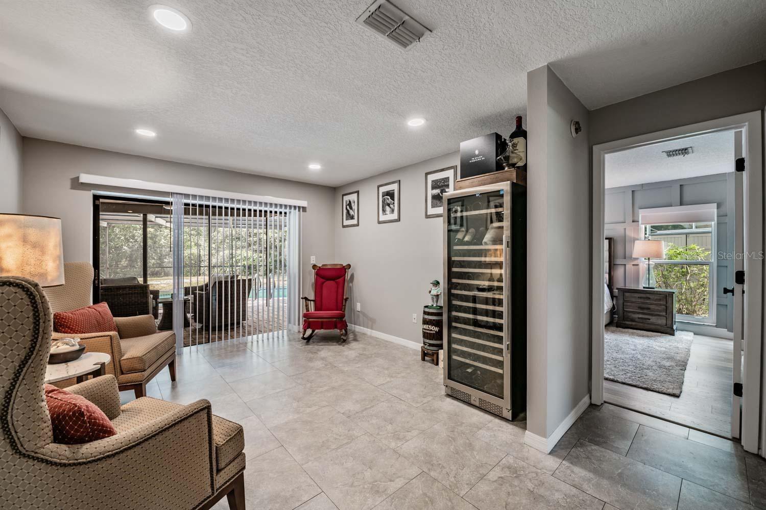 4218 SUMMERDALE DR, TAMPA, FL, 33624