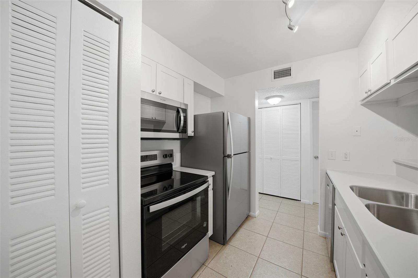 3001 58TH AVE S #1005, ST PETERSBURG, FL, 33712