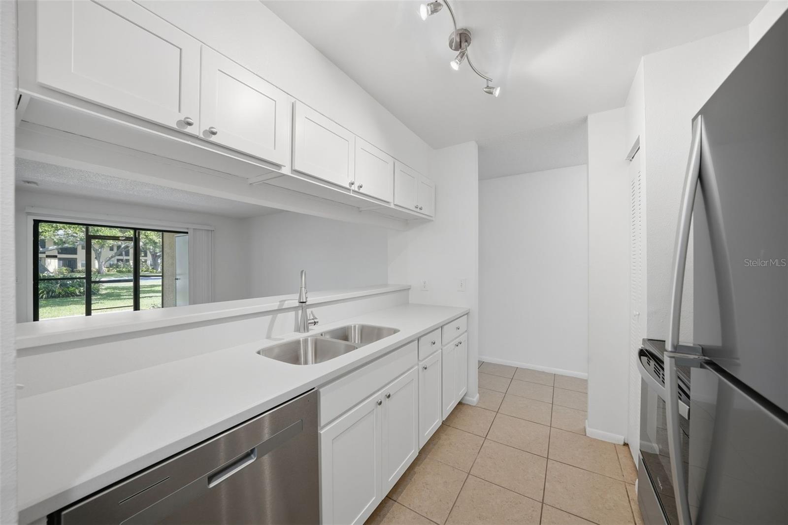 3001 58TH AVE S #1005, ST PETERSBURG, FL, 33712
