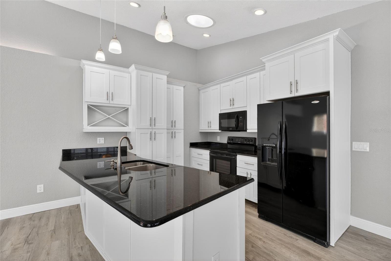 14617 LORIDAWN DR #8, SEMINOLE, FL, 33776