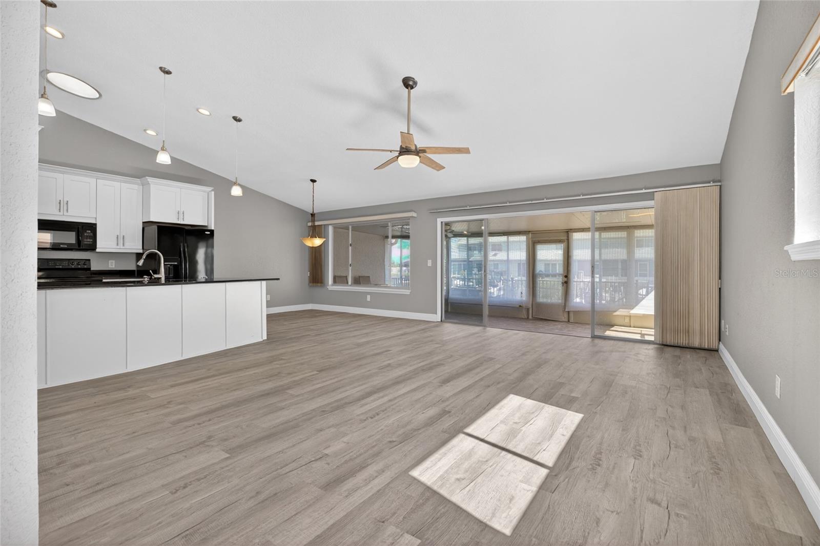 14617 LORIDAWN DR #8, SEMINOLE, FL, 33776