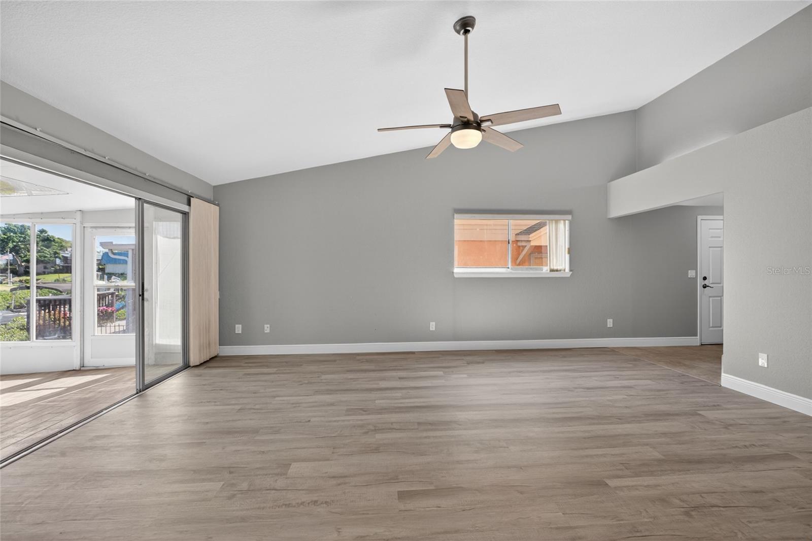 14617 LORIDAWN DR #8, SEMINOLE, FL, 33776