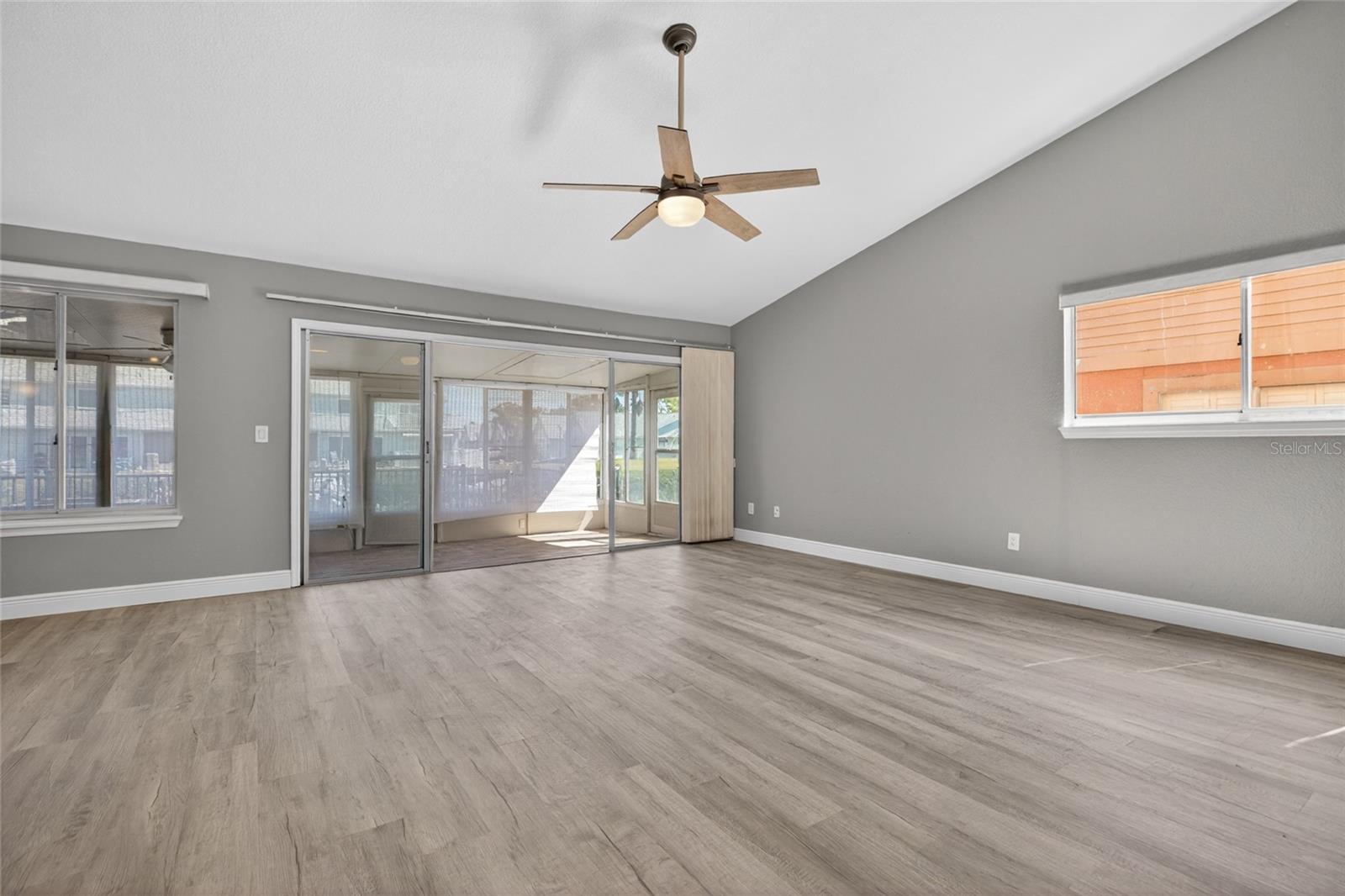 14617 LORIDAWN DR #8, SEMINOLE, FL, 33776