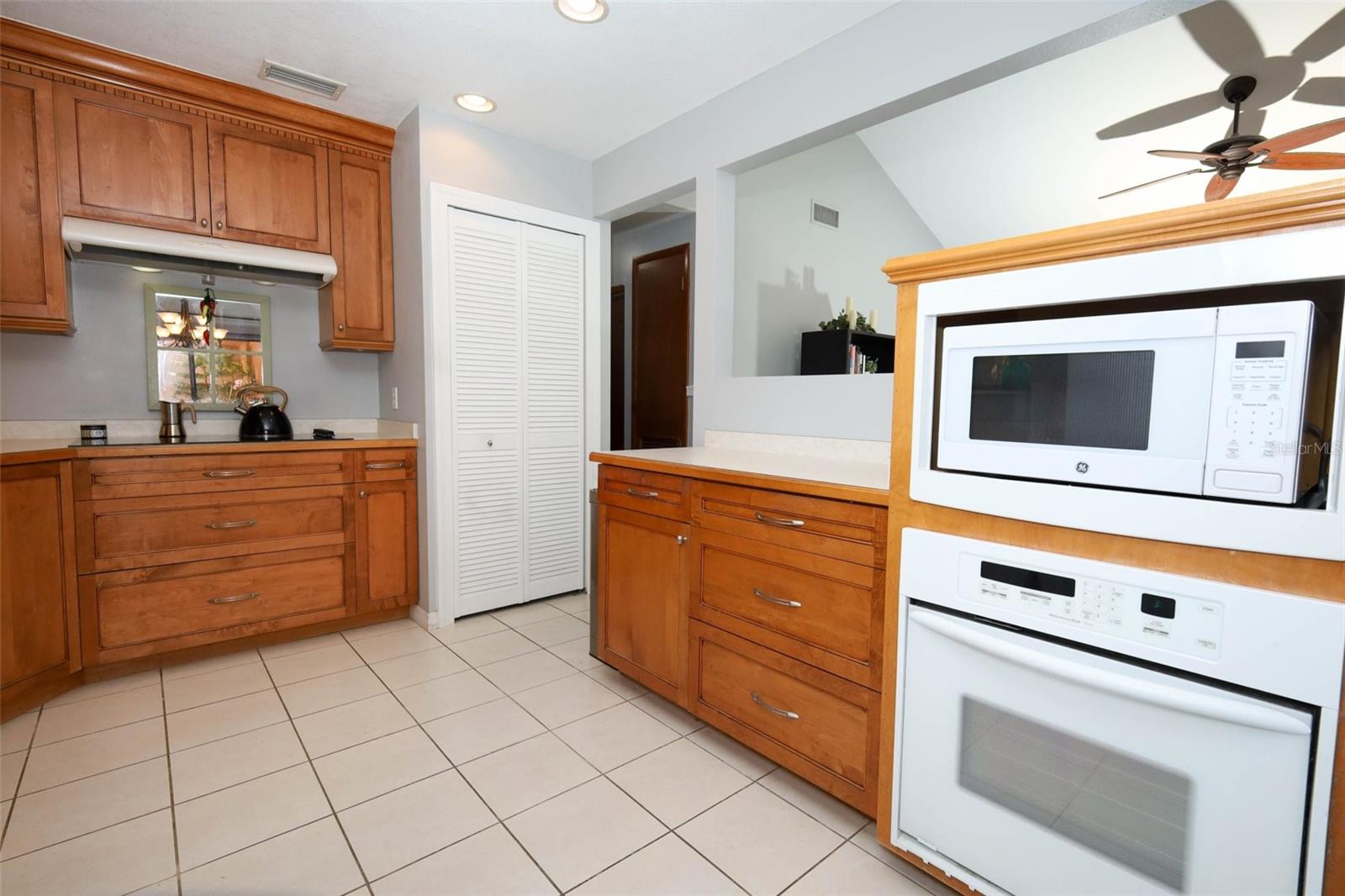 240 SPRING WIND WAY, CASSELBERRY, FL, 32707