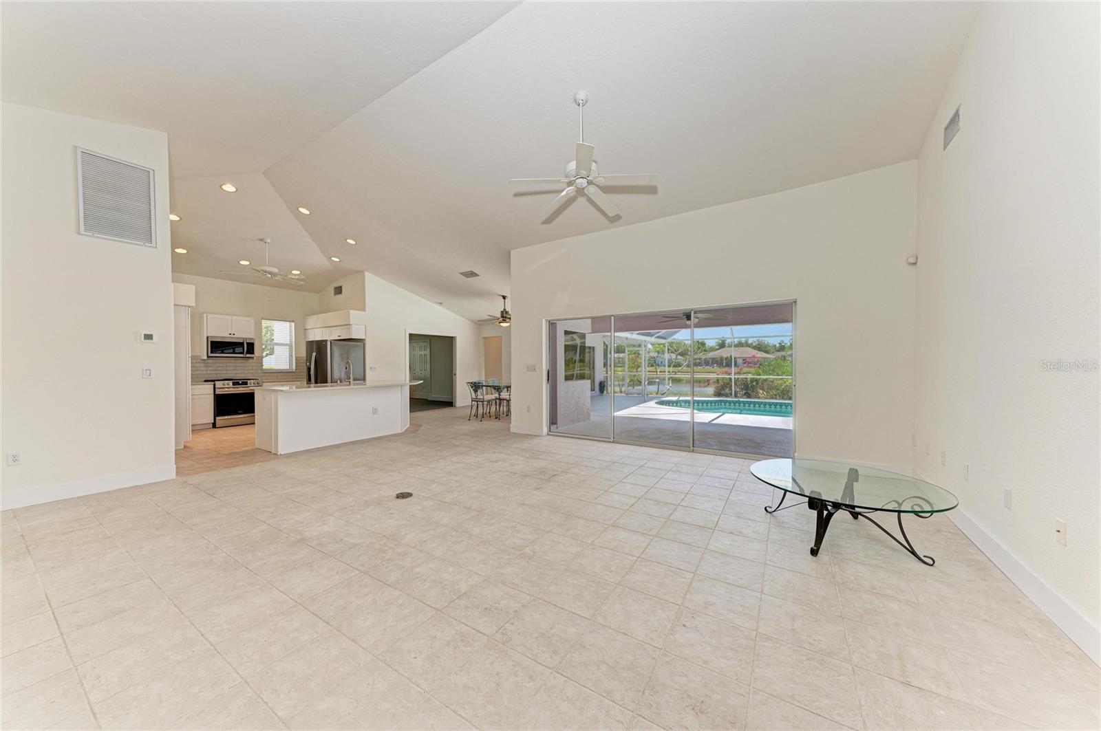11218 RIVERS BLUFF CIR, LAKEWOOD RANCH, FL, 34202