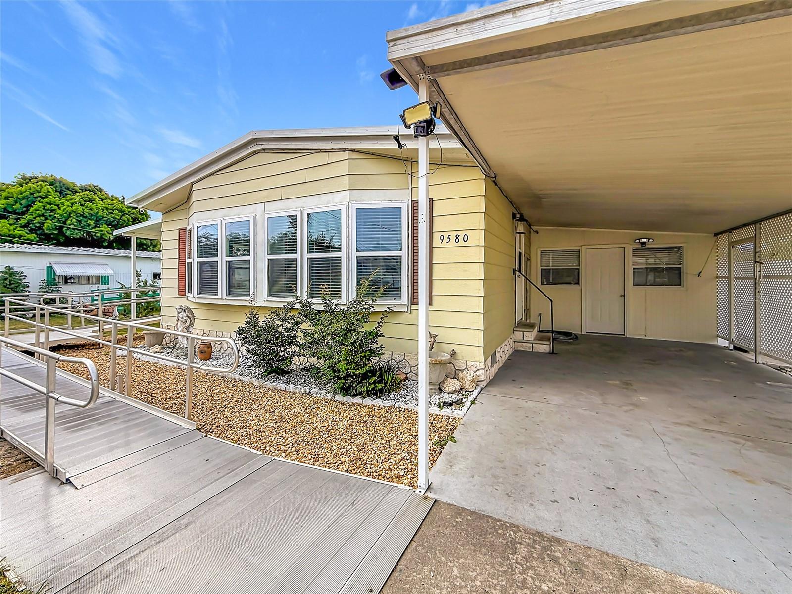 9580 SE 161ST PL, SUMMERFIELD, FL, 34491
