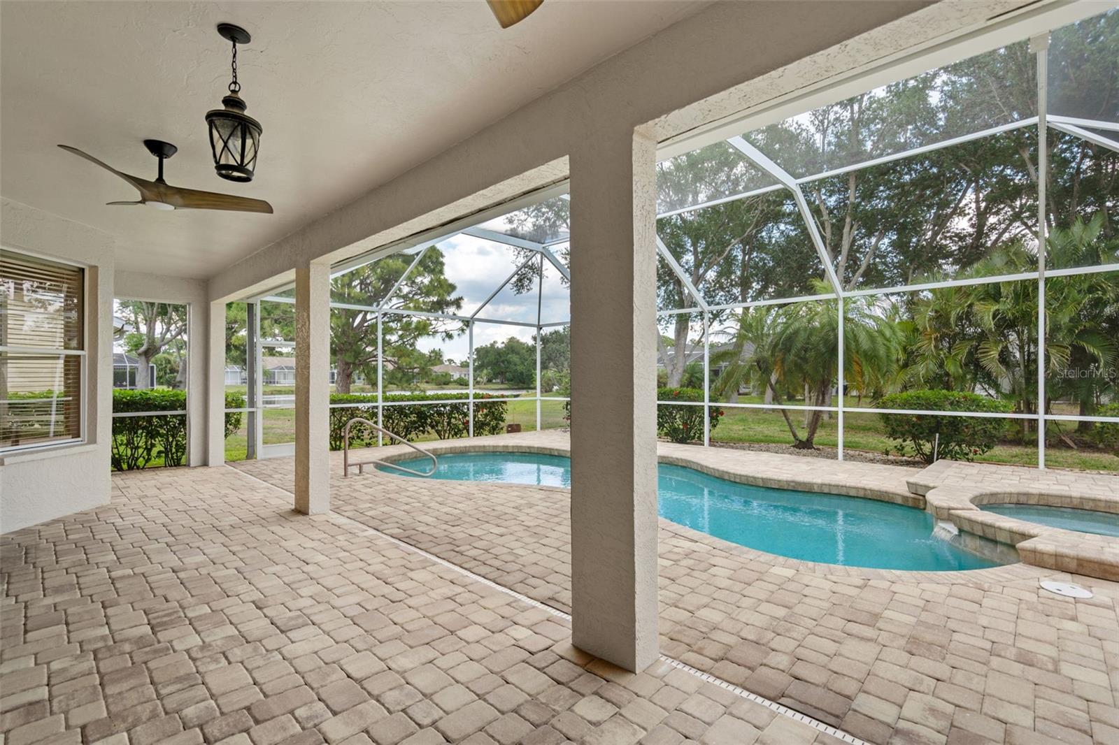 4042 WESTBOURNE CIR, SARASOTA, FL, 34238