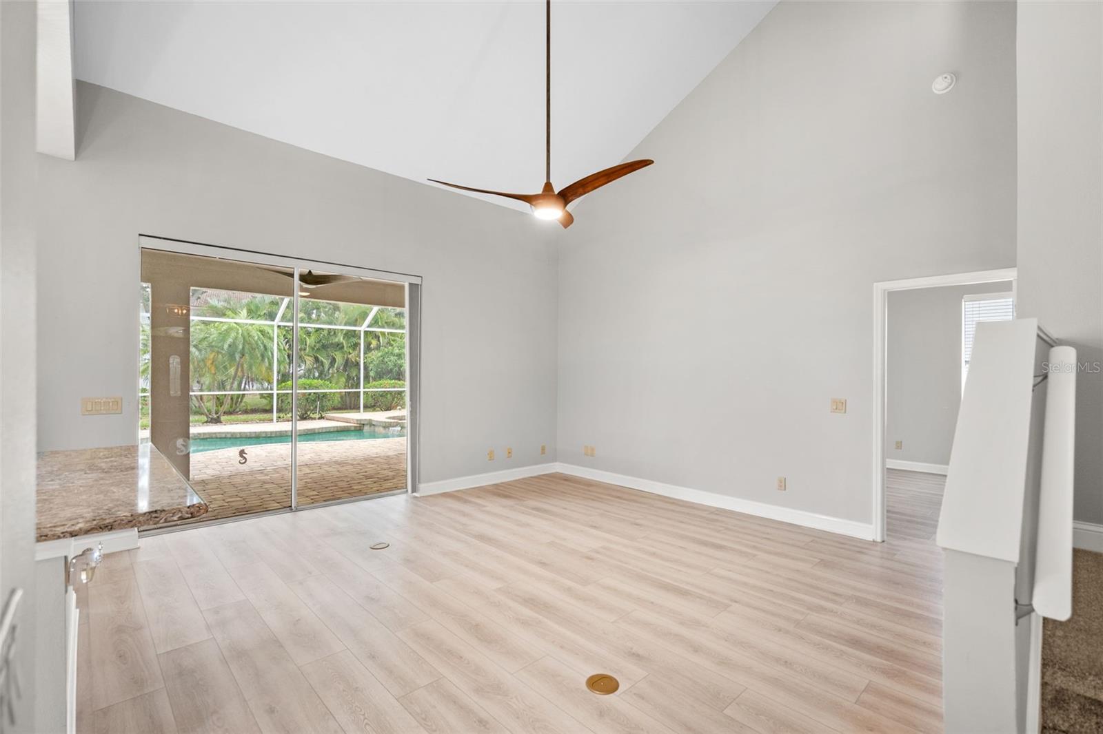 4042 WESTBOURNE CIR, SARASOTA, FL, 34238