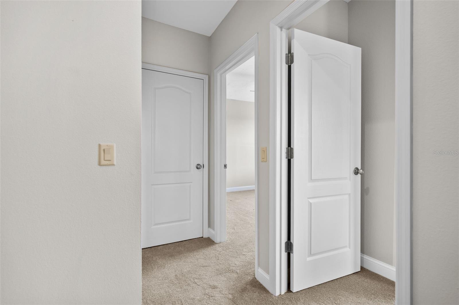 4042 WESTBOURNE CIR, SARASOTA, FL, 34238