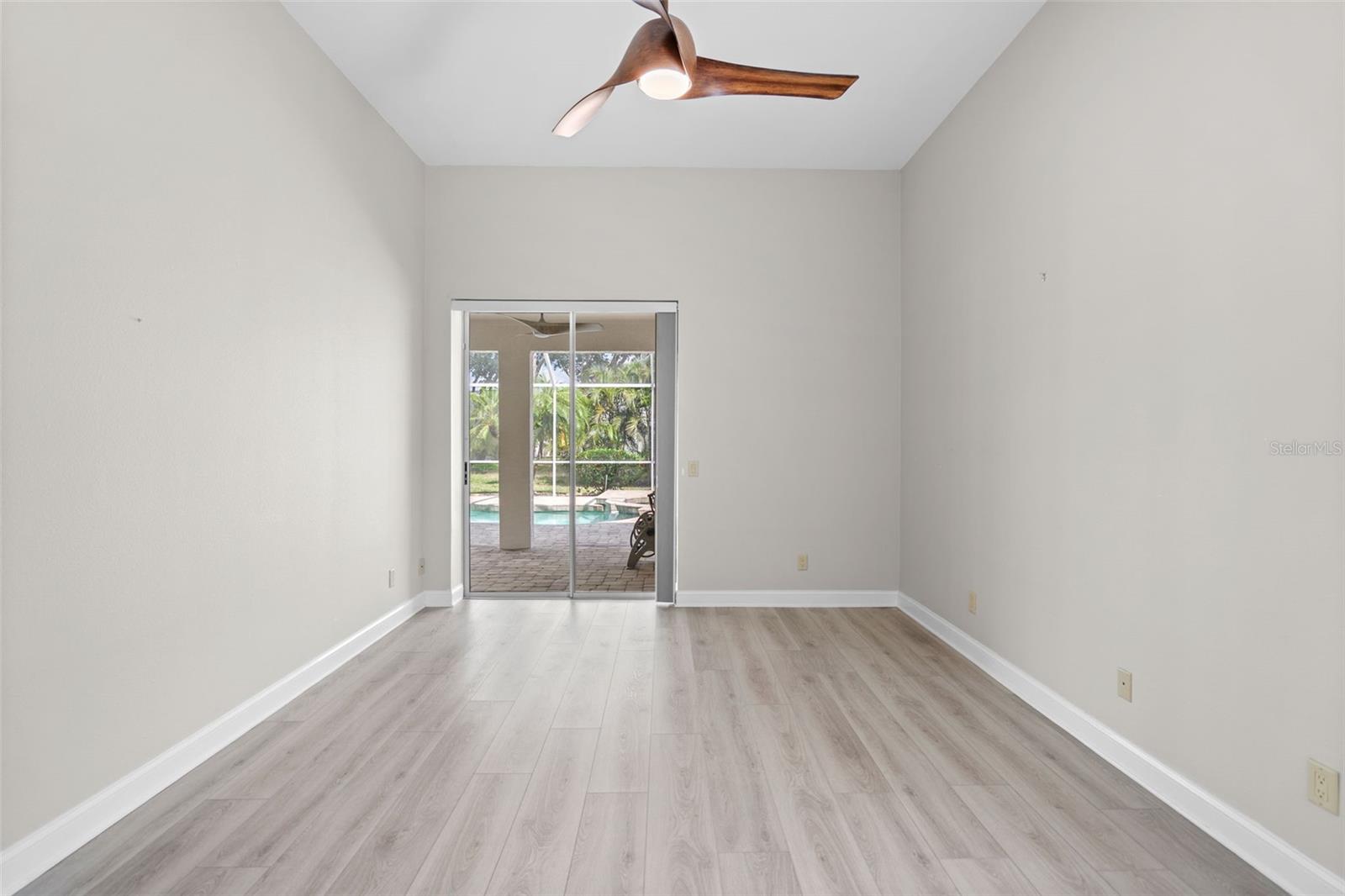 4042 WESTBOURNE CIR, SARASOTA, FL, 34238