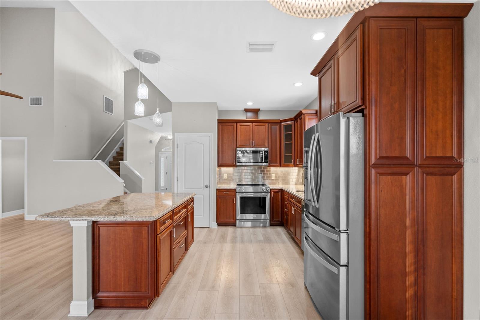 4042 WESTBOURNE CIR, SARASOTA, FL, 34238