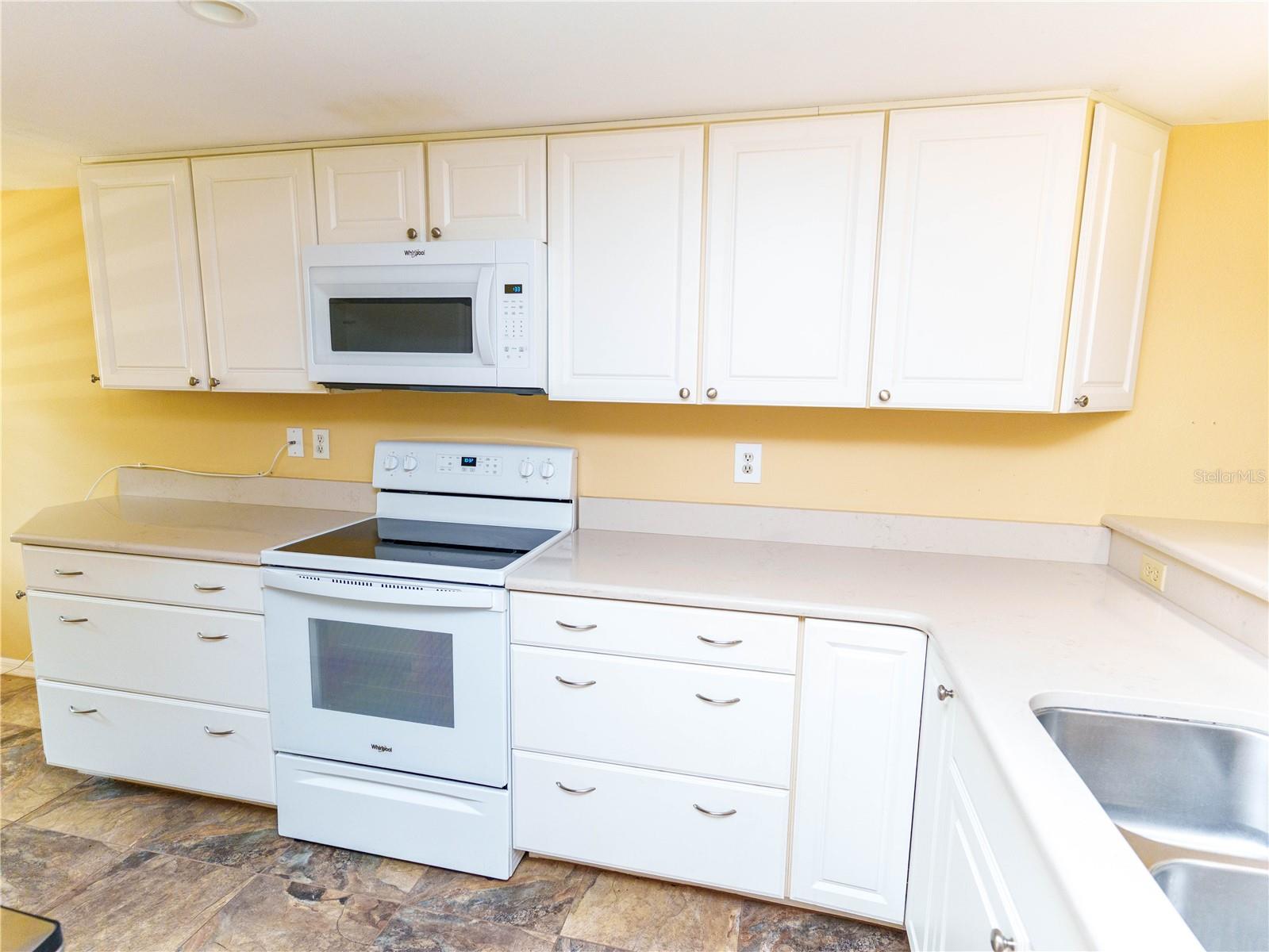 9510 HARBOR GREENS WAY #207, SEMINOLE, FL, 33776