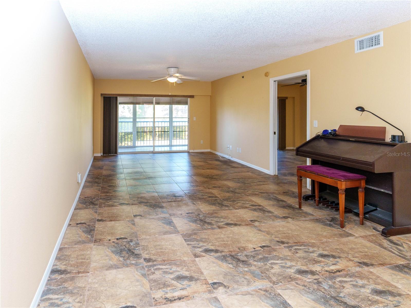 9510 HARBOR GREENS WAY #207, SEMINOLE, FL, 33776