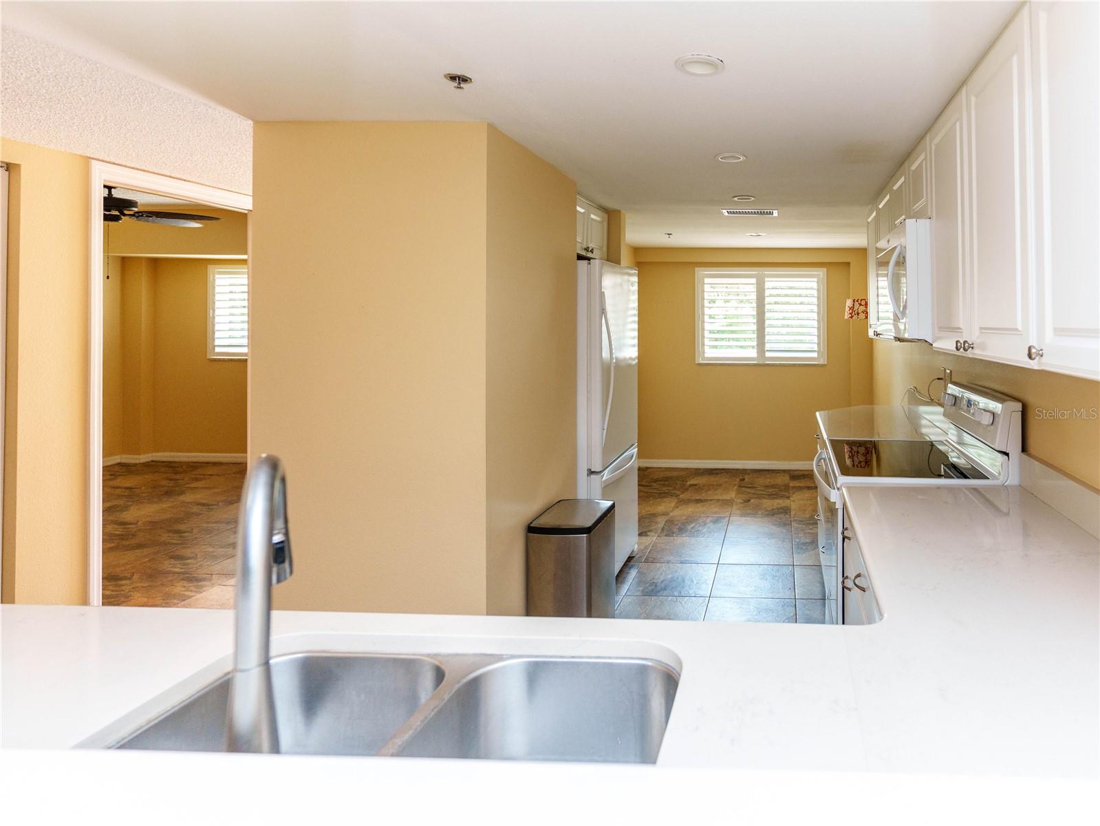 9510 HARBOR GREENS WAY #207, SEMINOLE, FL, 33776