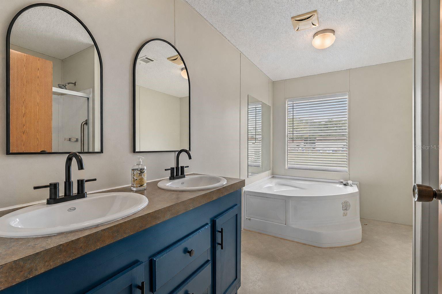 3511 S PALM AVE, PALATKA, FL, 32177