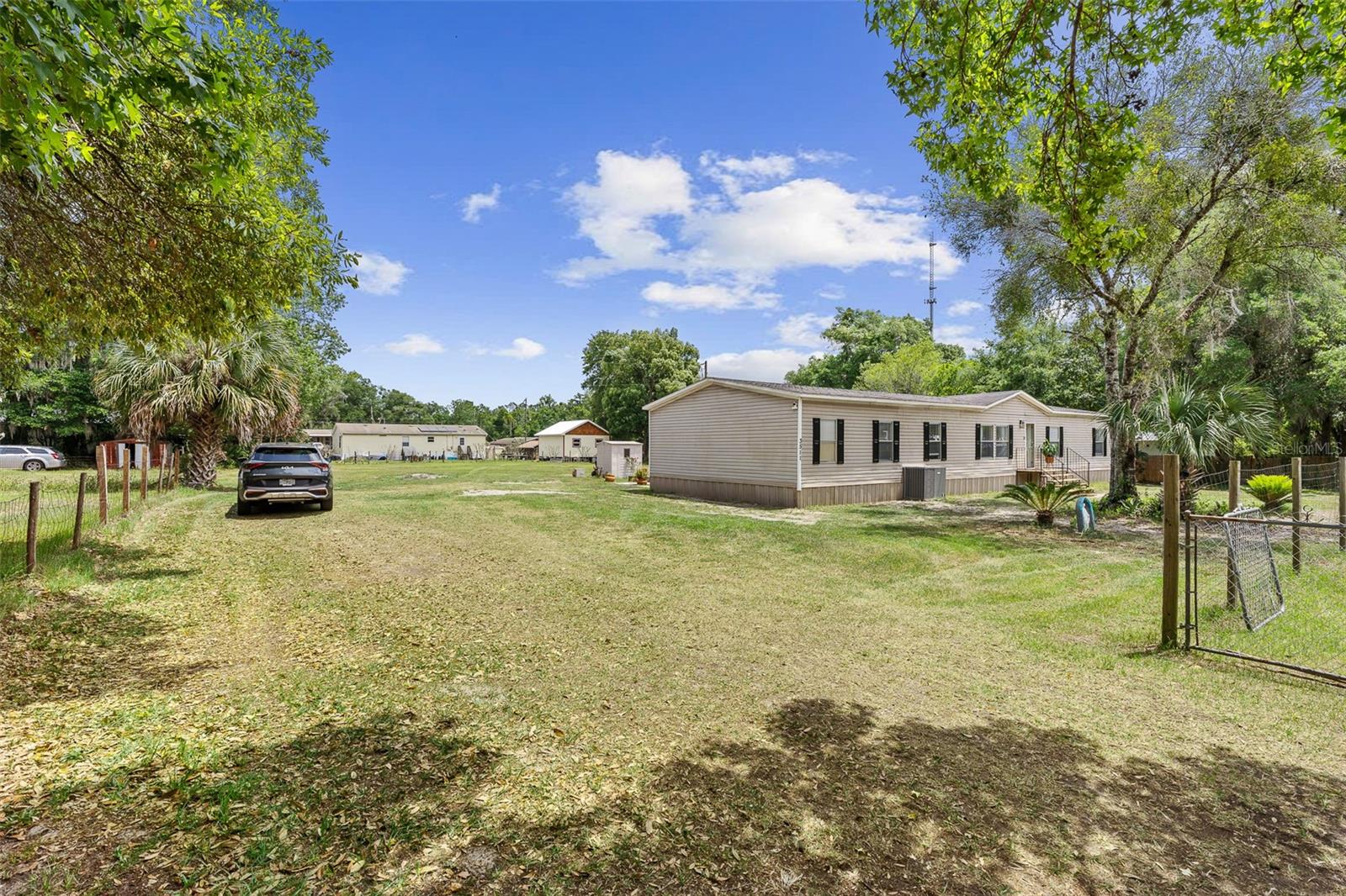 3511 S PALM AVE, PALATKA, FL, 32177